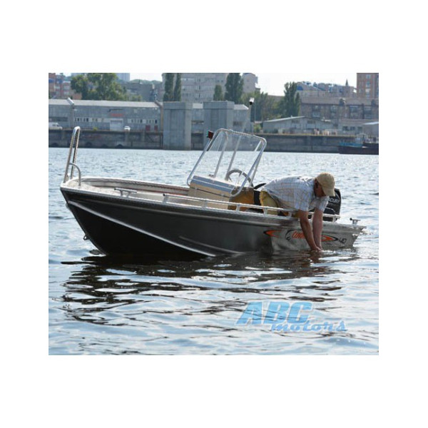 Алюмінієвий човен UMS 410 CC AL