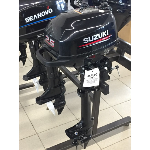 Лодочный мотор бу Suzuki DF 2.5 S 2012 год