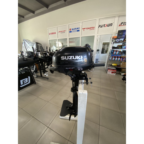 Лодочный мотор (б/у) Suzuki DF 2.5 S 2024 год